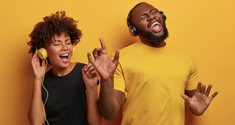 cómo ganar dinero con Spotify